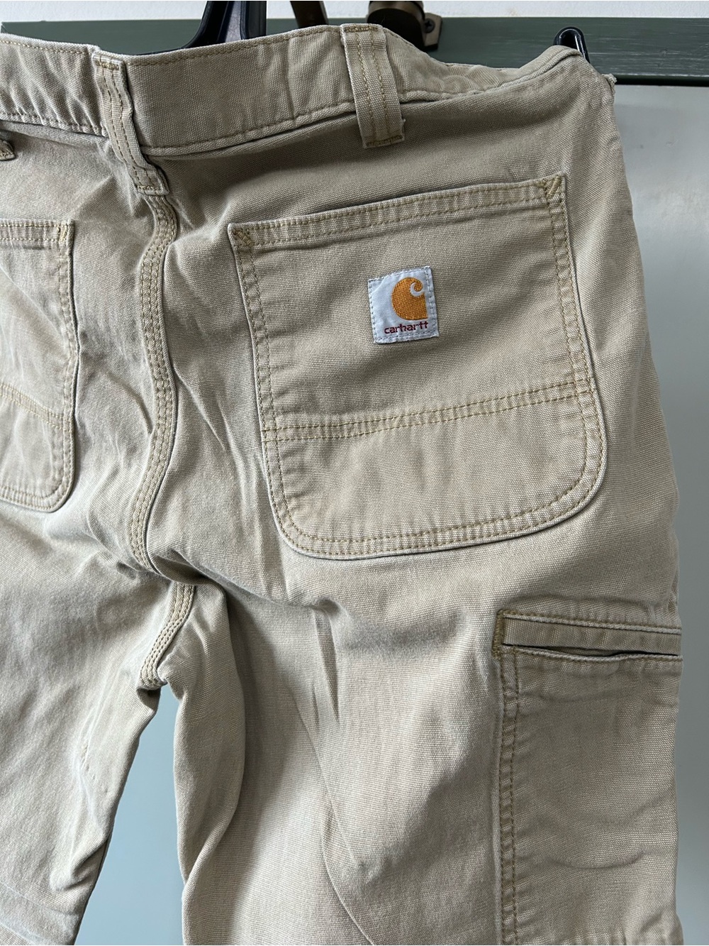 Carhartt Men's Khaki Work Pants - Relaxed Fit - Picture 4 of 9